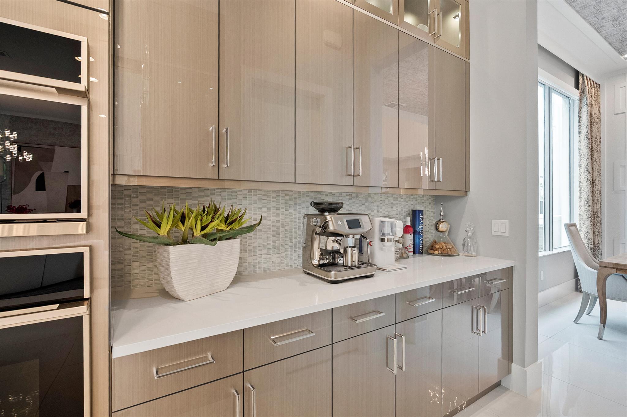 ALTON NEIGHBORHOOD - Residential