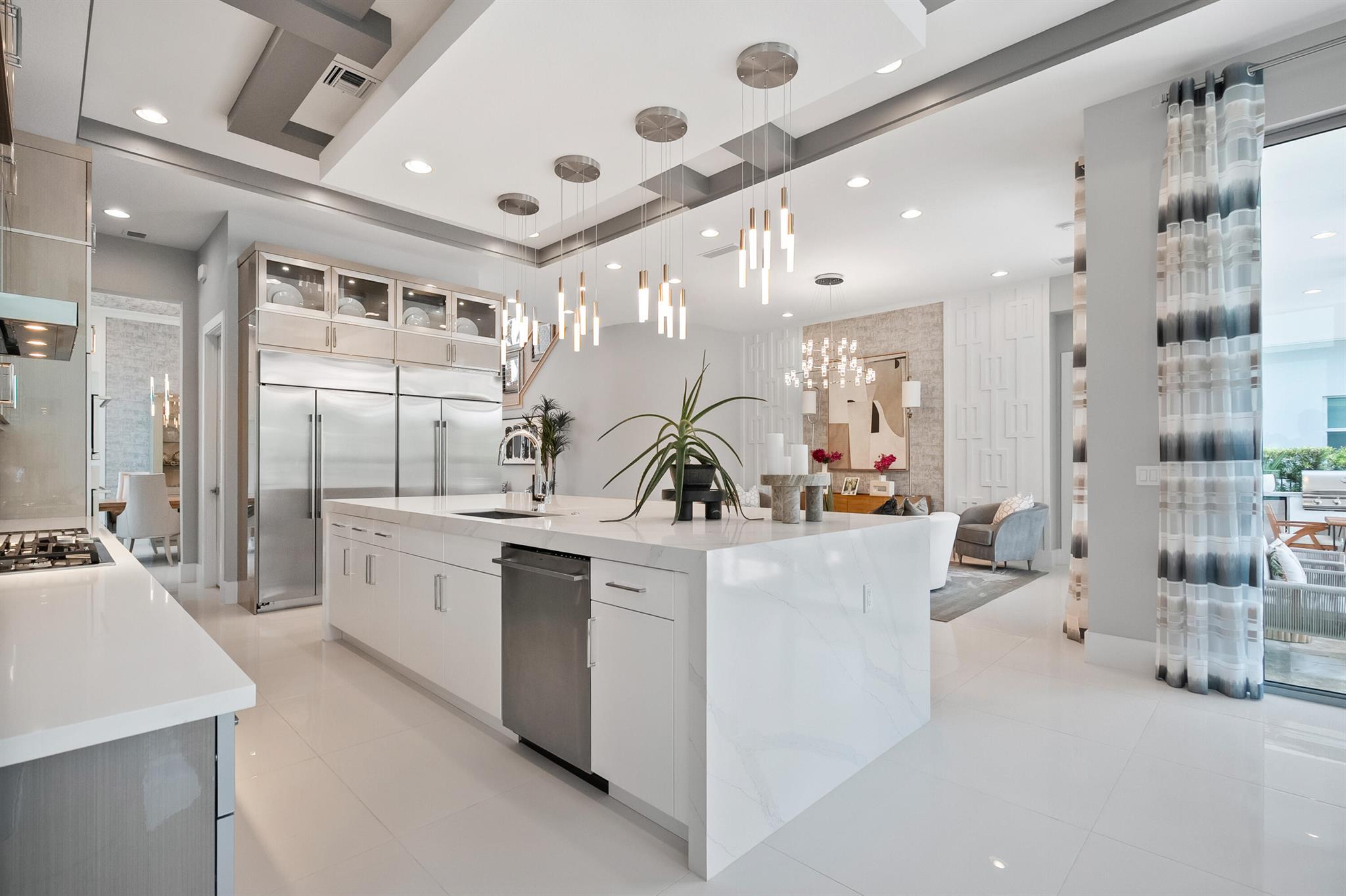 ALTON NEIGHBORHOOD - Residential