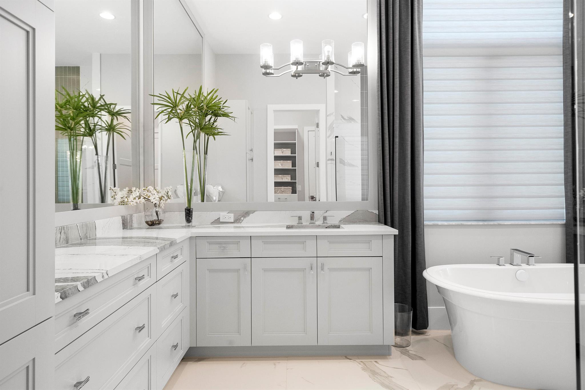 ALTON NEIGHBORHOOD - Residential