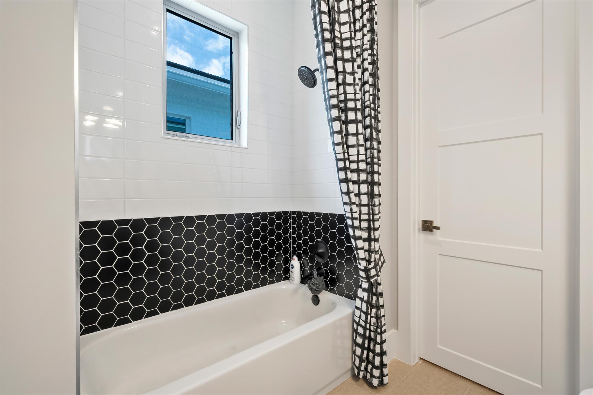 ALTON NEIGHBORHOOD - Residential