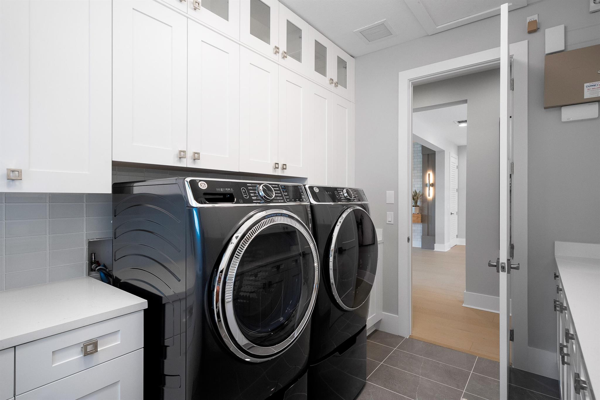 ALTON NEIGHBORHOOD - Residential