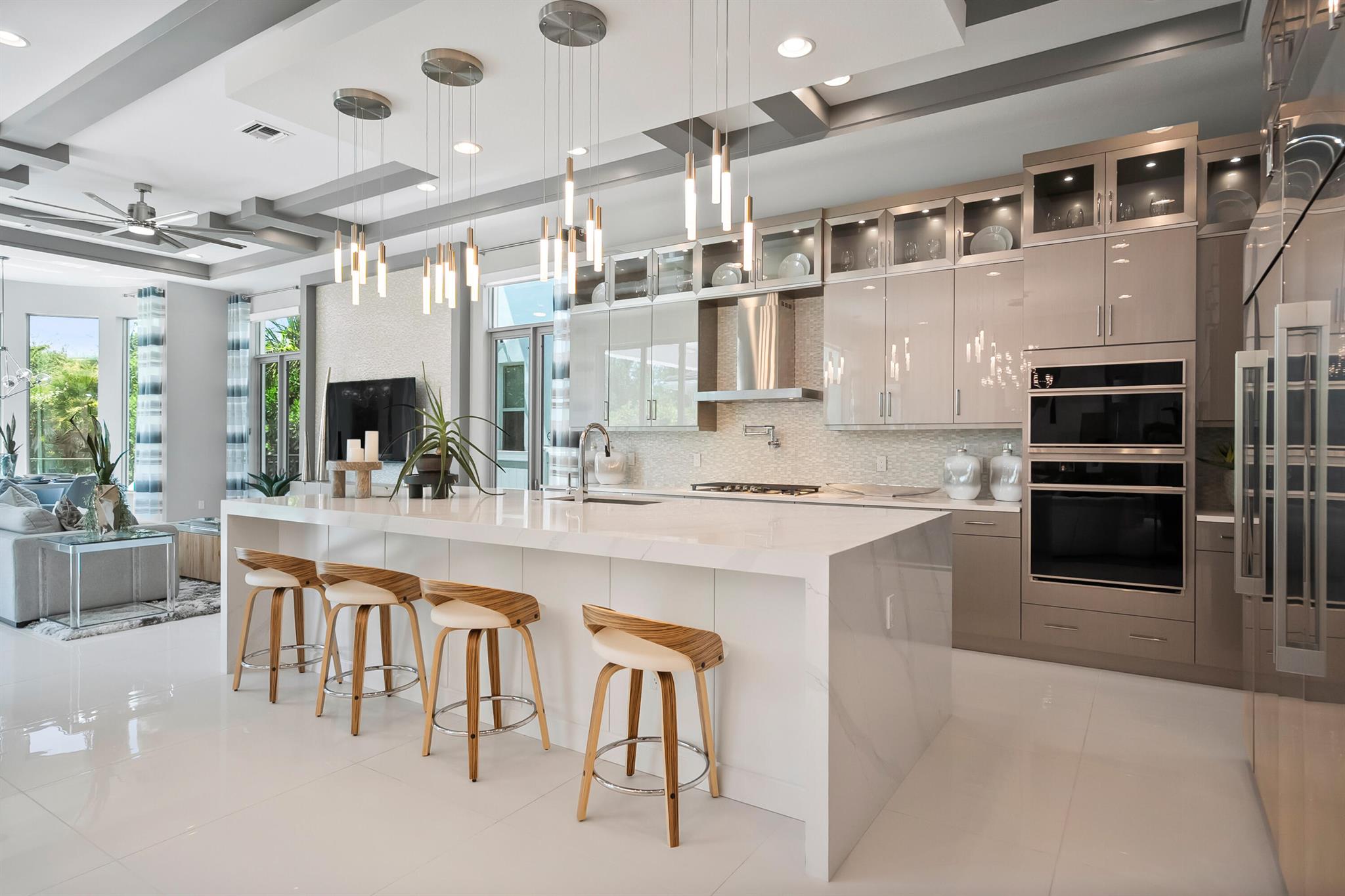 ALTON NEIGHBORHOOD - Residential