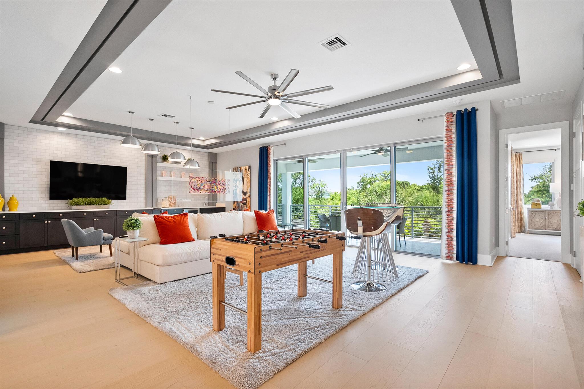 ALTON NEIGHBORHOOD - Residential