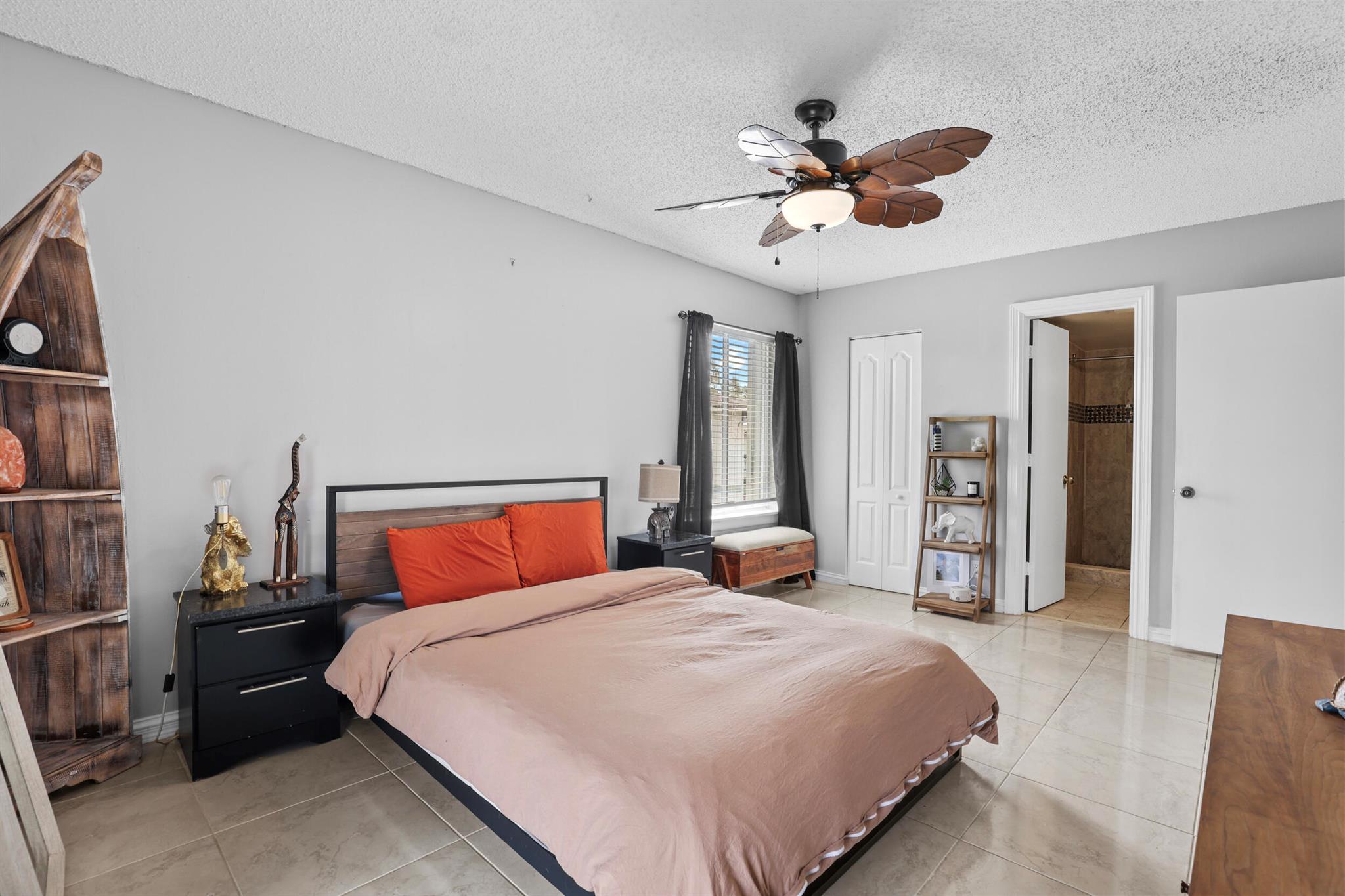 CHASEWOOD OF JUPITER COND - Residential