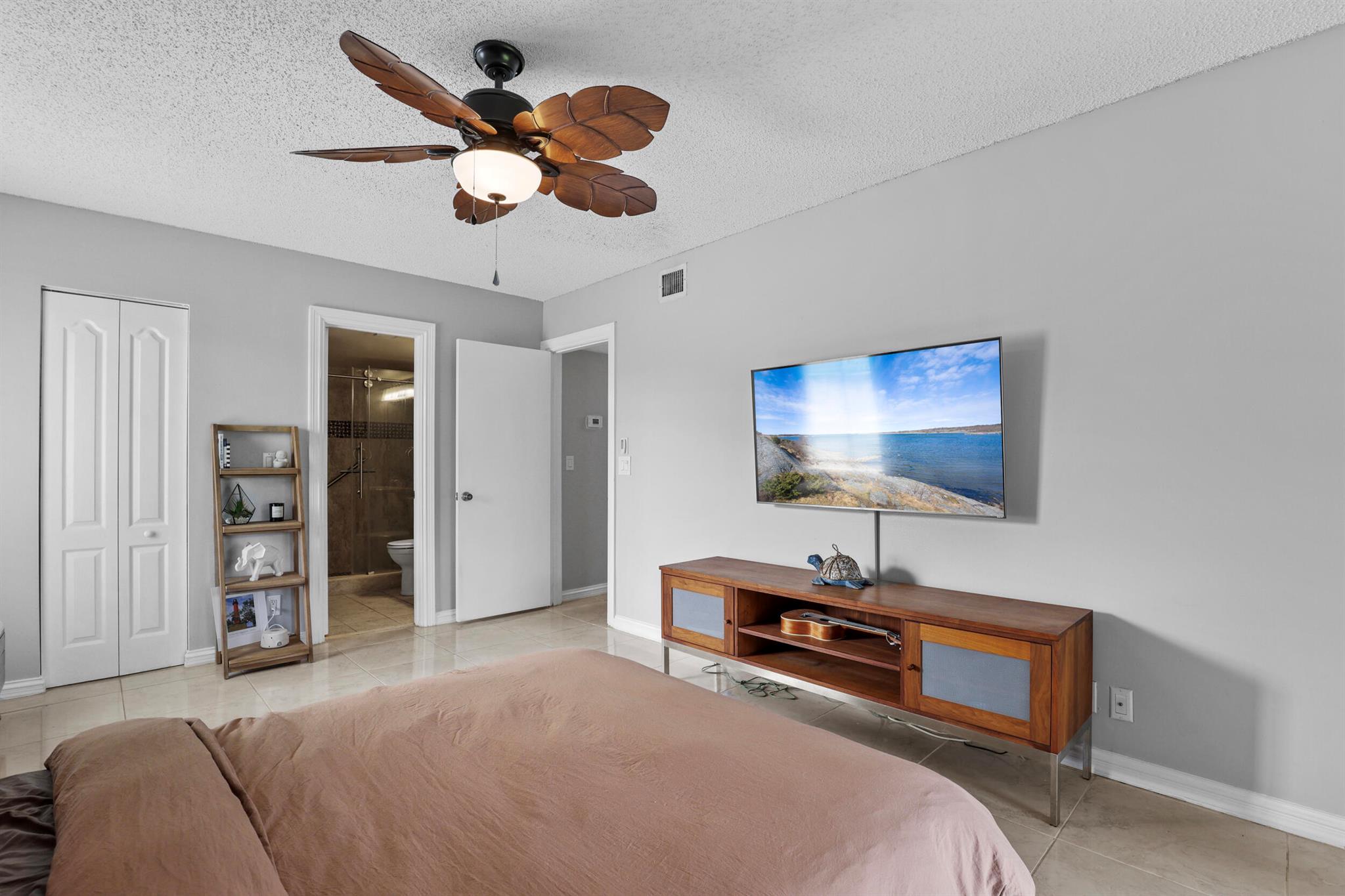 CHASEWOOD OF JUPITER COND - Residential