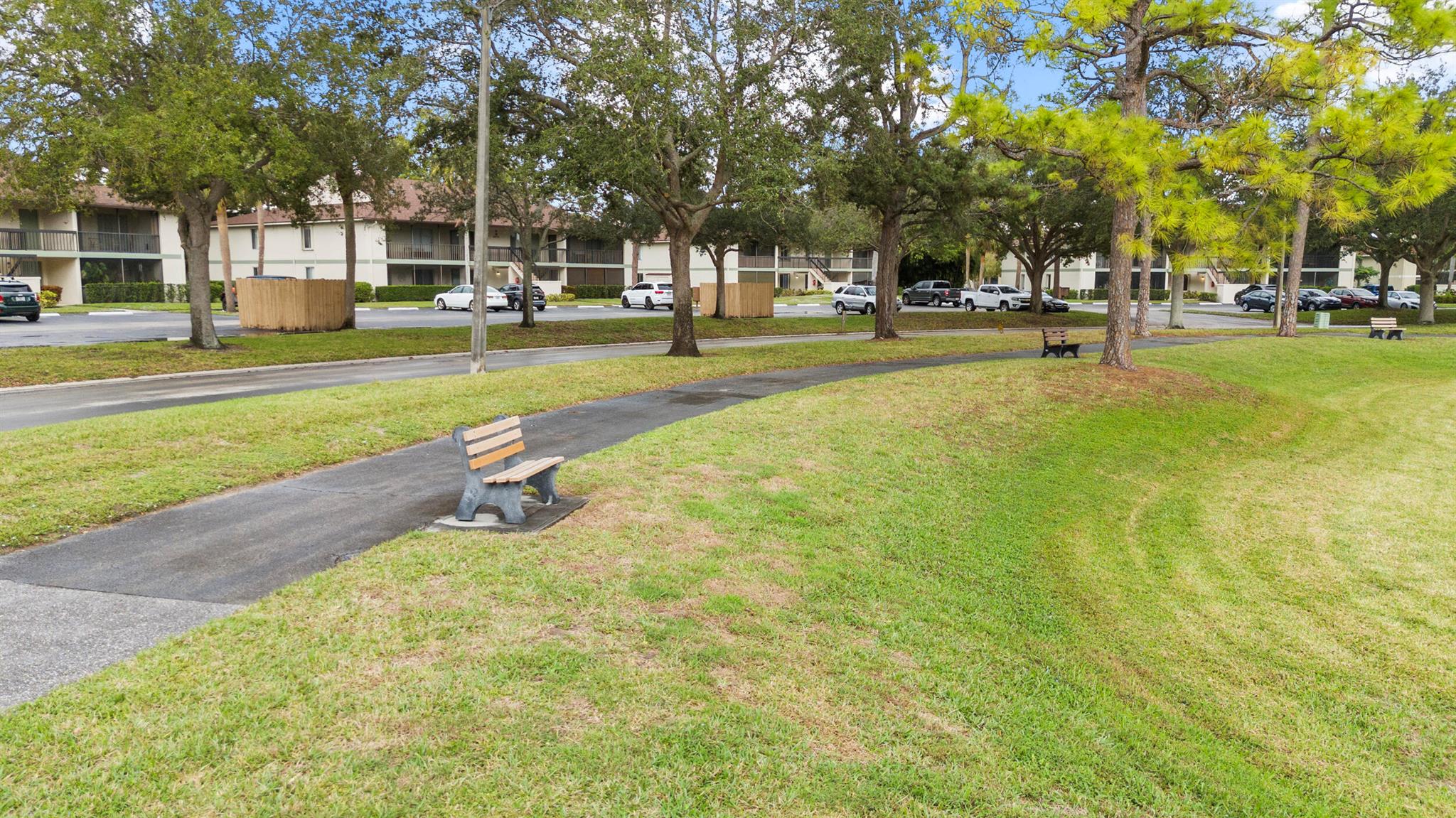 CHASEWOOD OF JUPITER COND - Residential