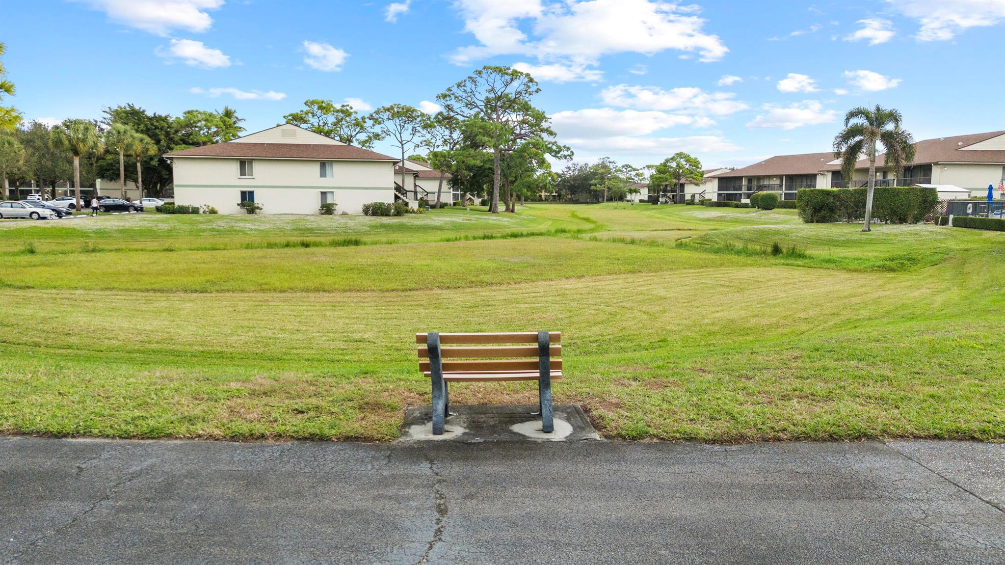 CHASEWOOD OF JUPITER COND - Residential