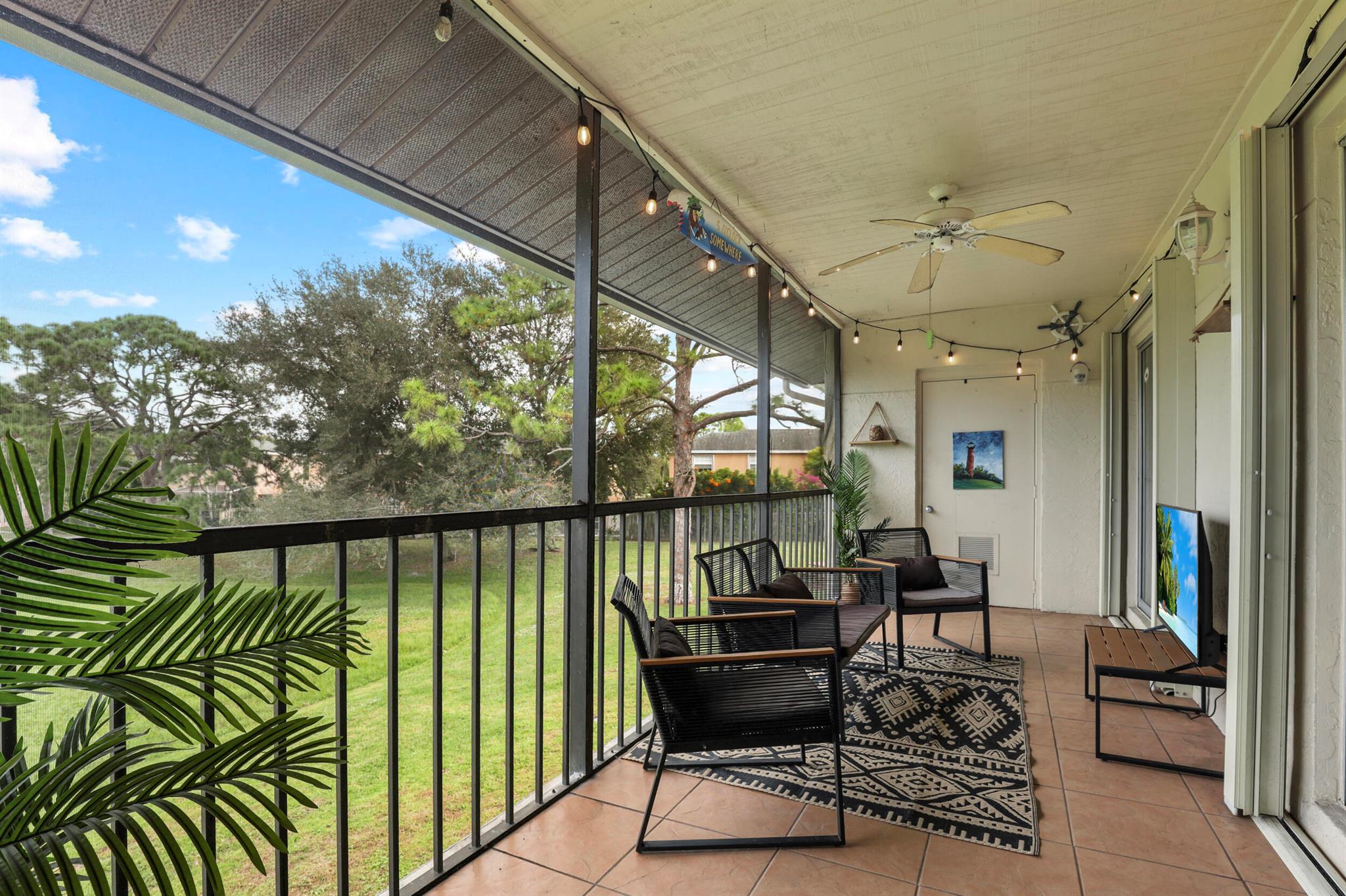 CHASEWOOD OF JUPITER COND - Residential