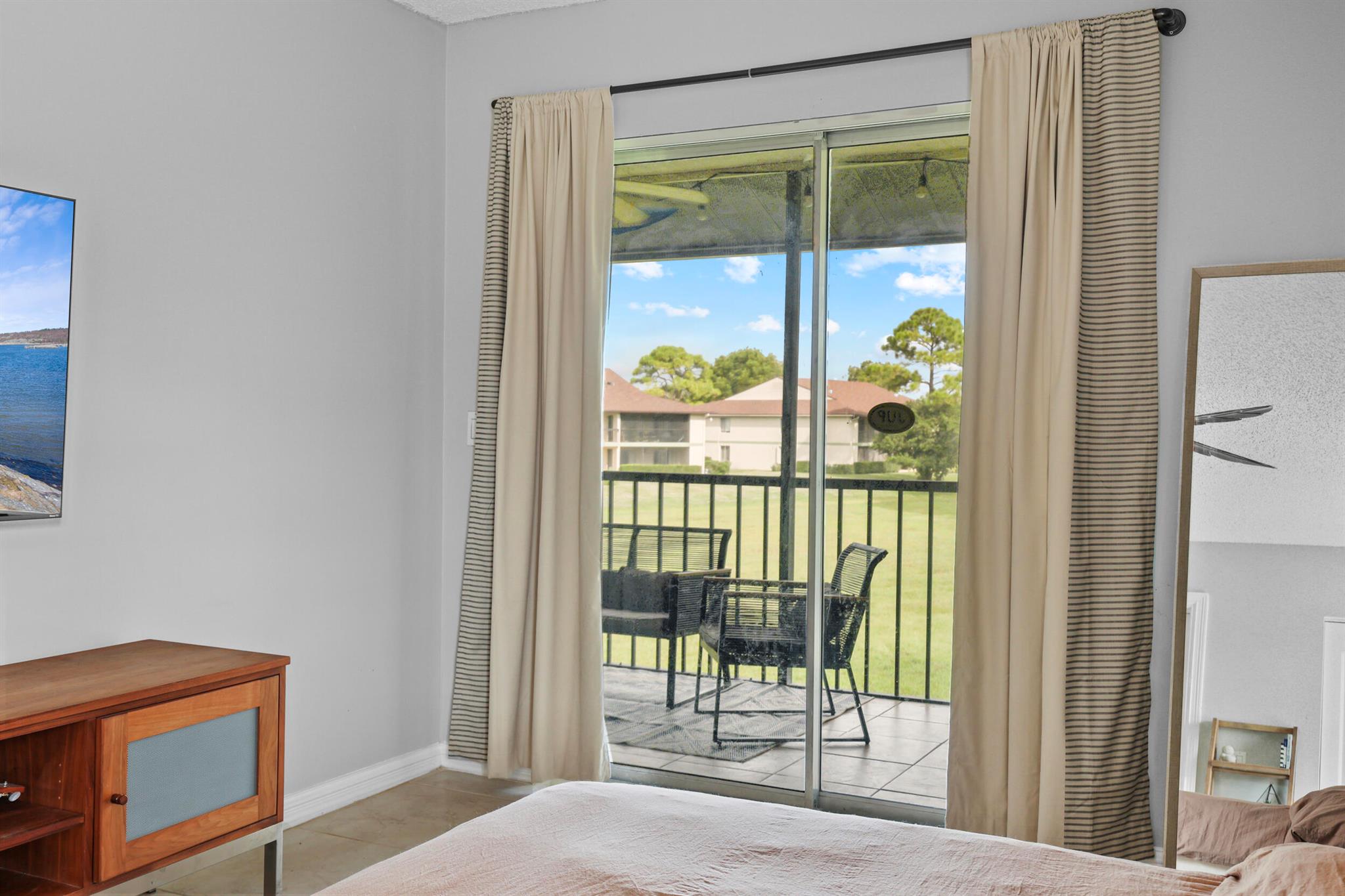 CHASEWOOD OF JUPITER COND - Residential