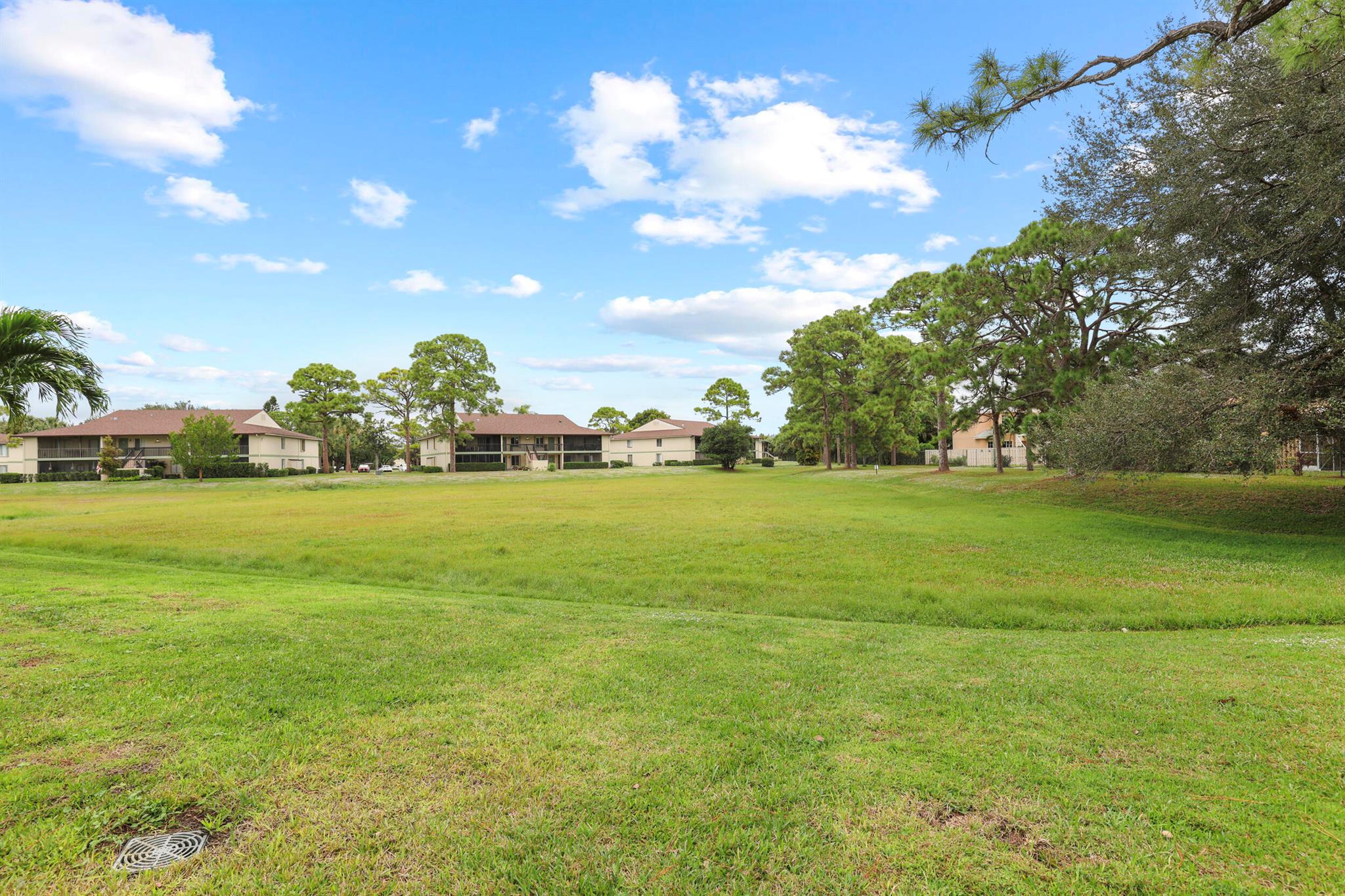 CHASEWOOD OF JUPITER COND - Residential