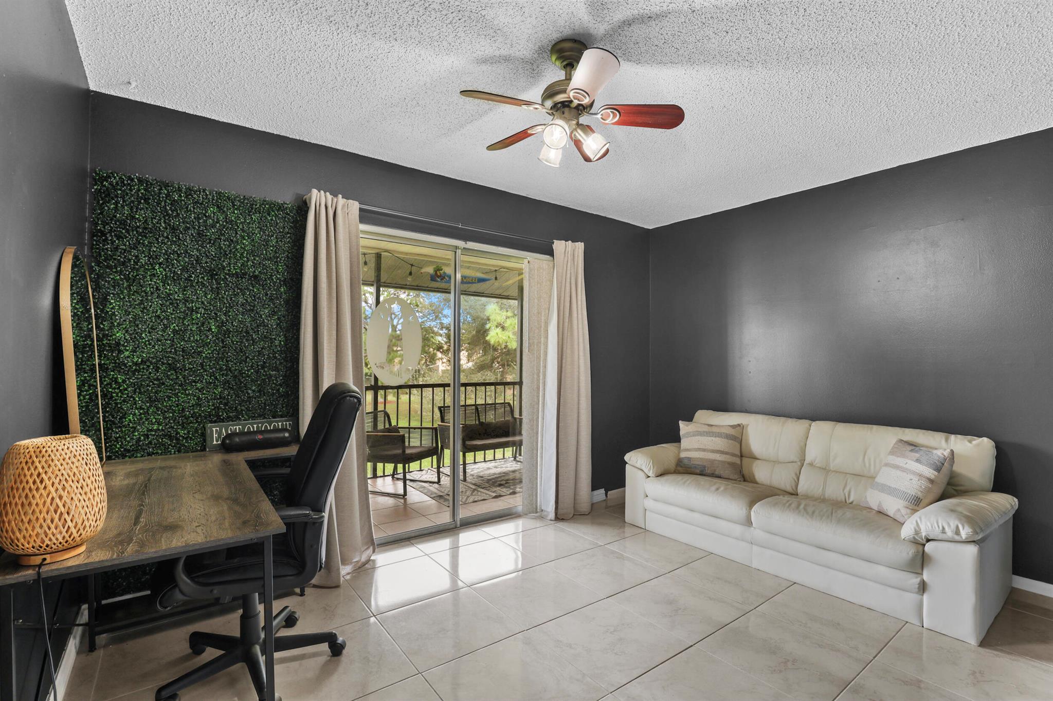 CHASEWOOD OF JUPITER COND - Residential