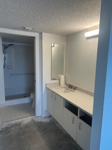 TRENT CONDOMINIUM E - Residential