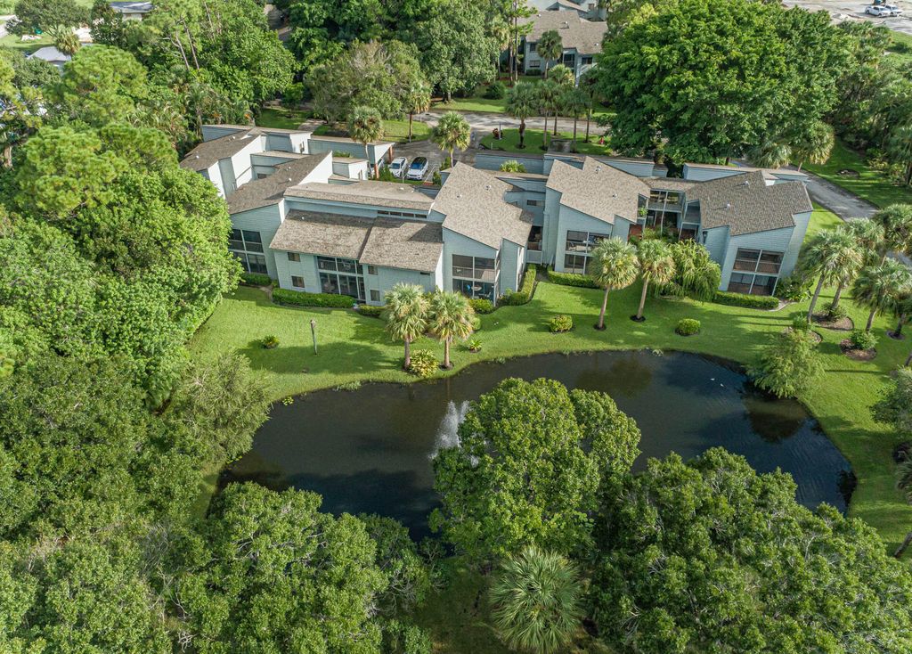 Photo of 2125 Pine Creek Boulevard #103, Vero Beach, FL 32966 (MLS # R10921333)