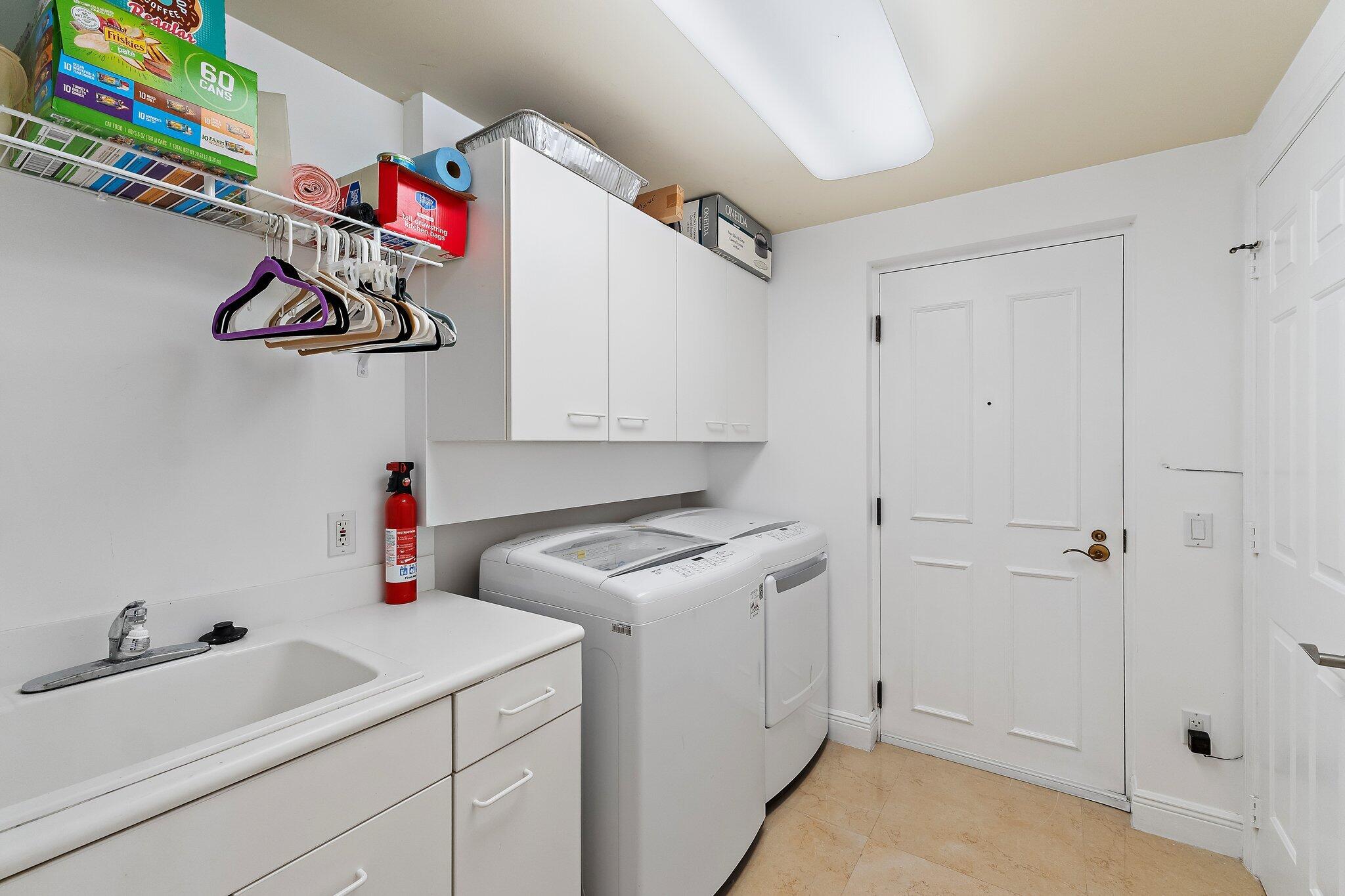 MARINER AT JUPITER YACHT CLUB CONDOIU - Residential