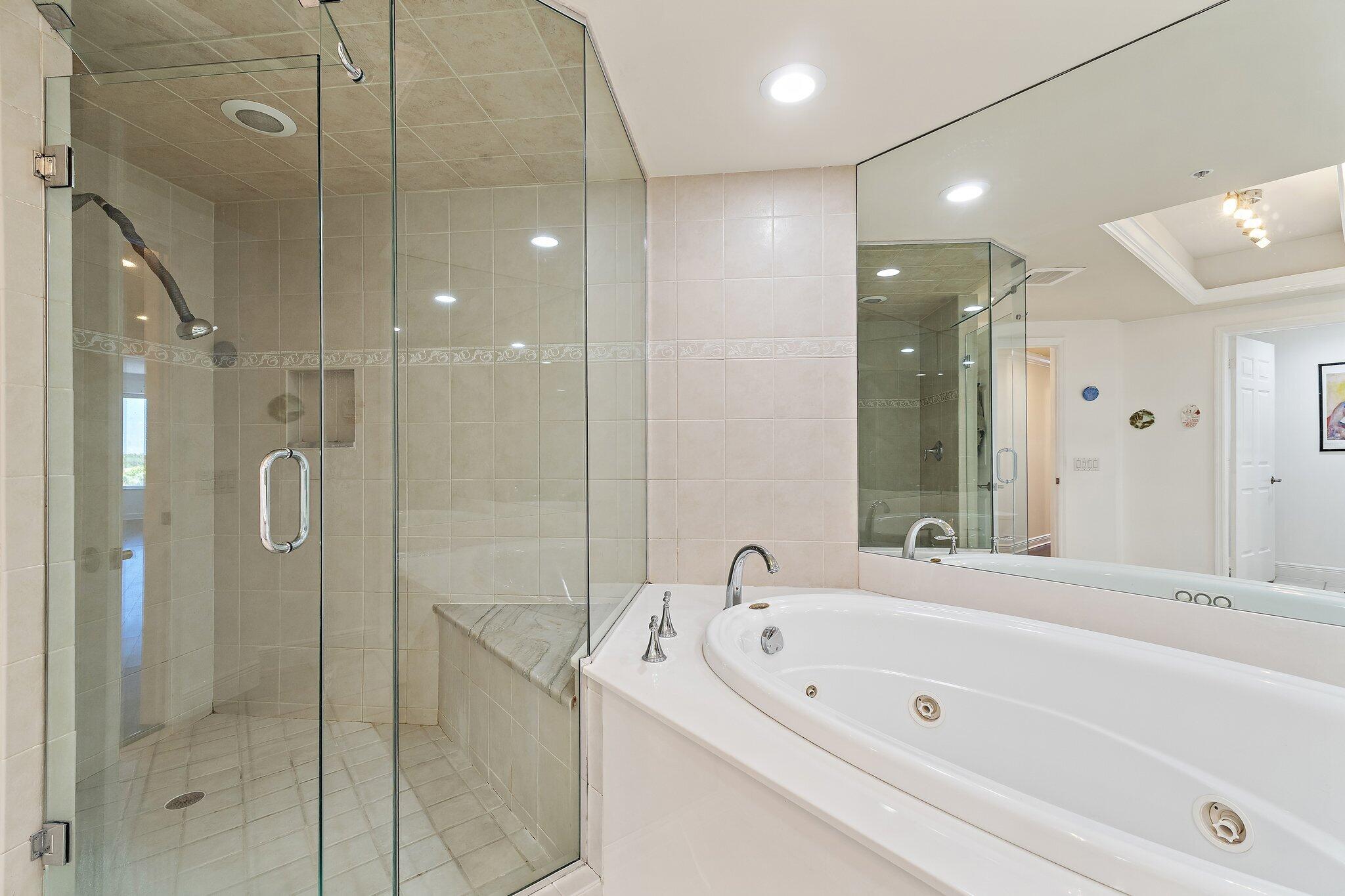 MARINER AT JUPITER YACHT CLUB CONDOIU - Residential