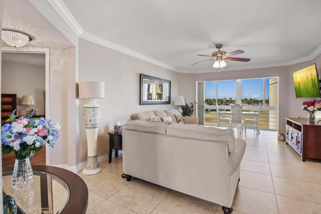 Photo of 3951 Via Poinciana #516, Lake Worth, FL 33467 (MLS # R11161660)
