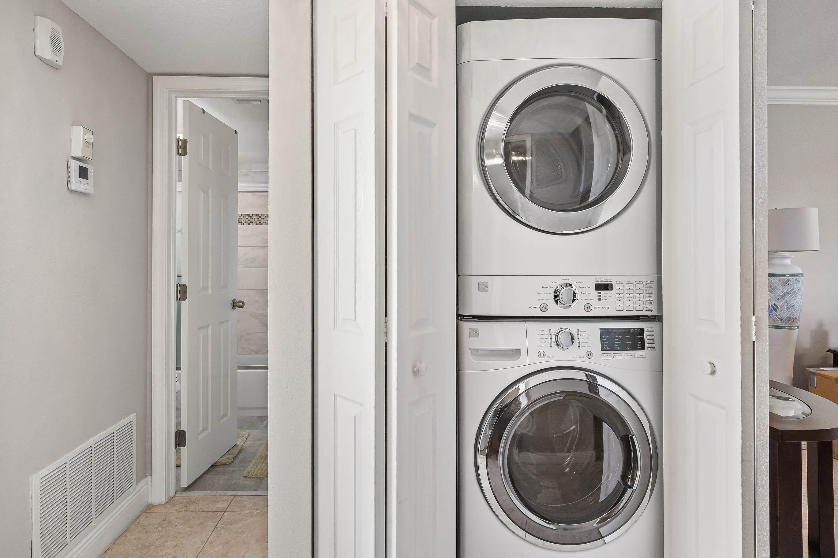 POINCIANA PLACE CONDO 1,2,8 AND 9 - Residential Lease