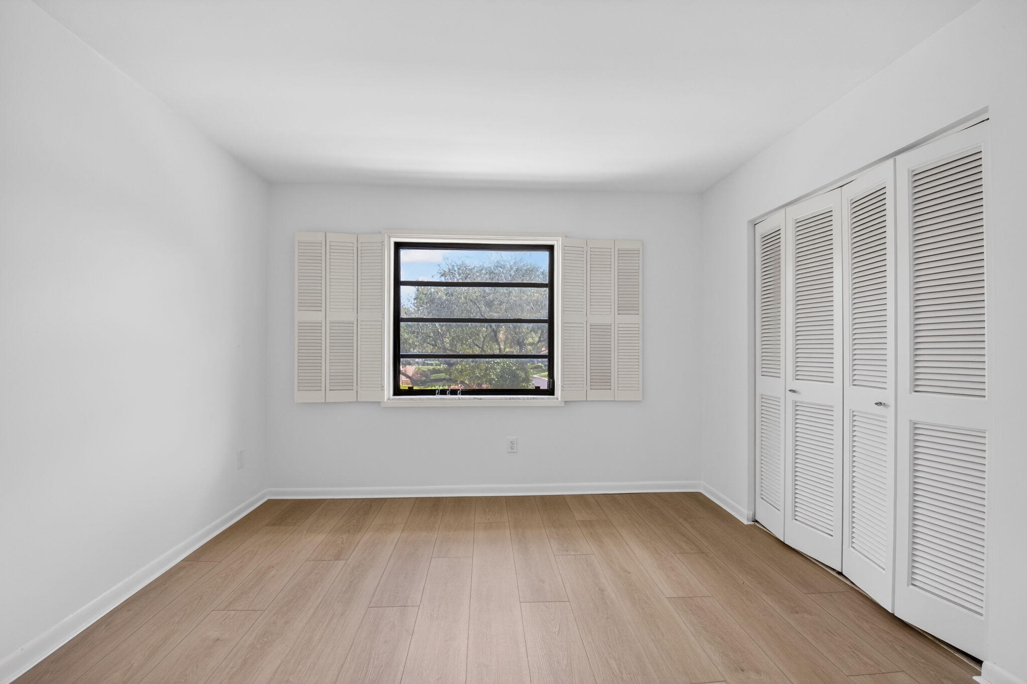 HORIZONS OF BOCA LAGO - Residential