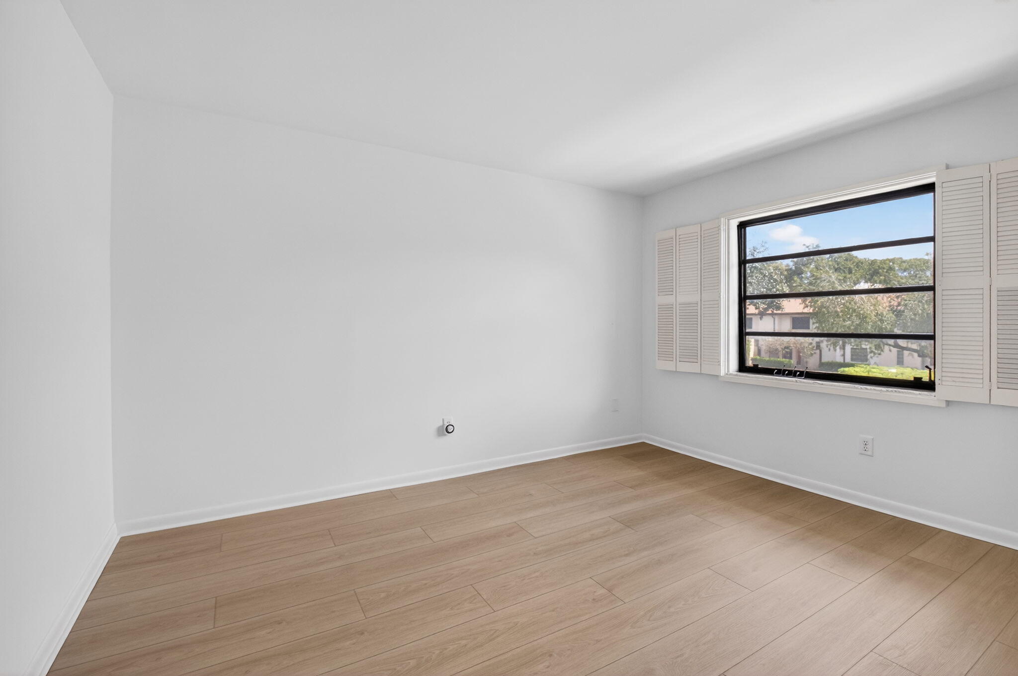 HORIZONS OF BOCA LAGO - Residential