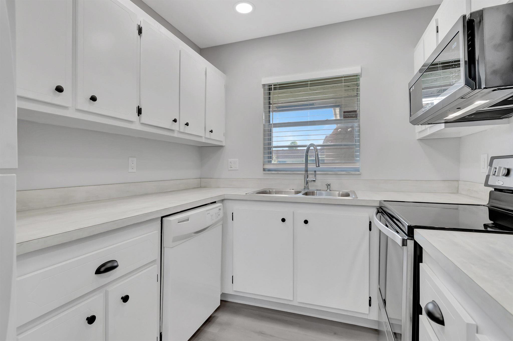 Boca Linda North - Residential Lease