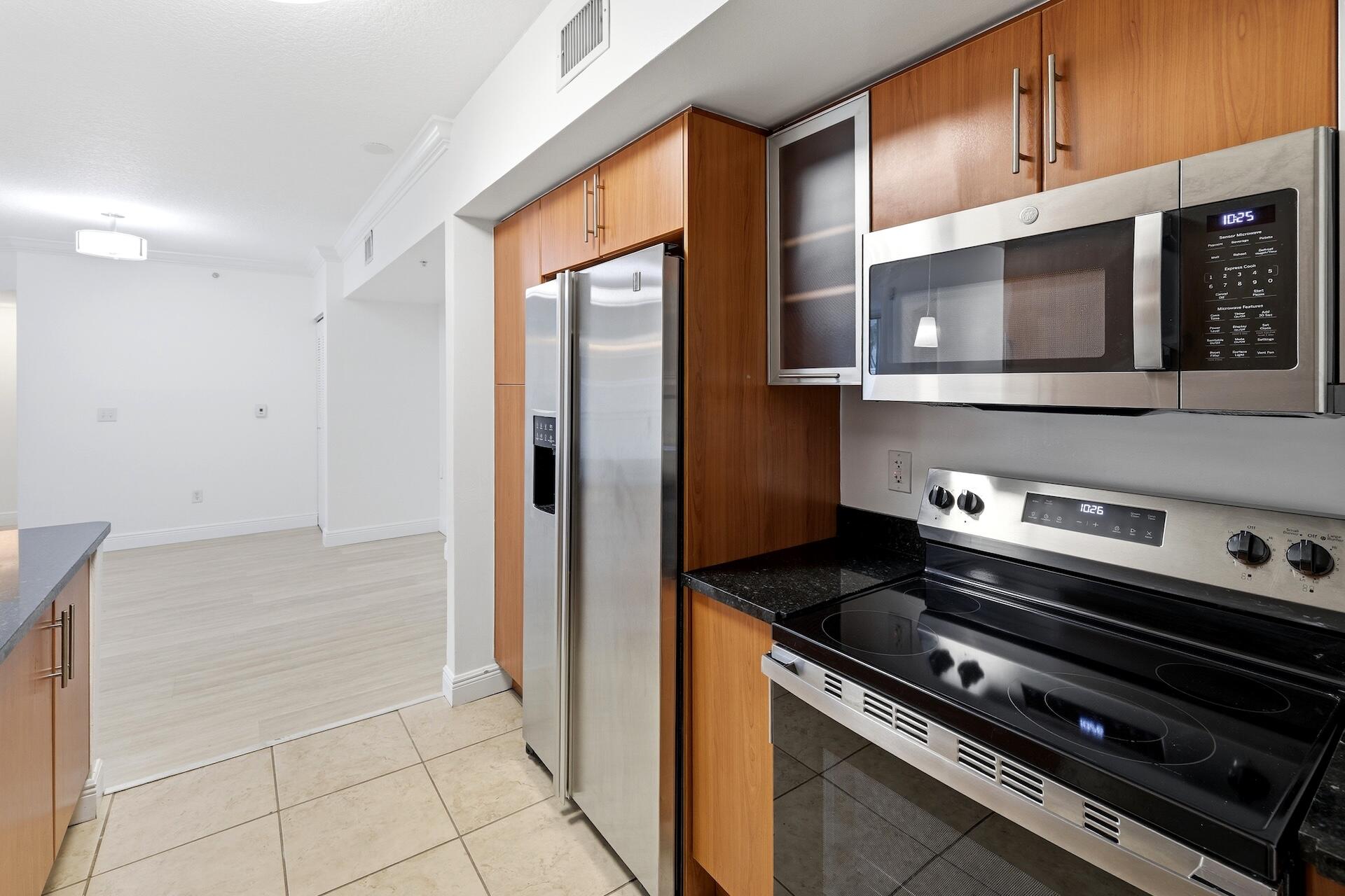 View photos, virtual tours, details... 600 S DIXIE Highway 558