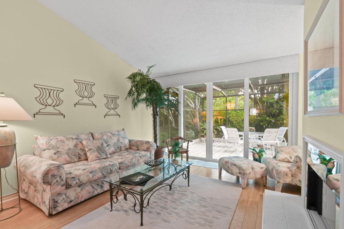 VILLAS OF OCEAN DUNES - Residential