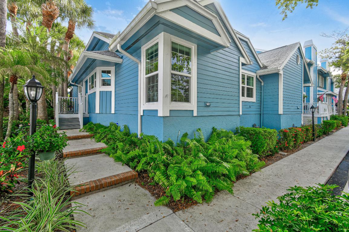 VILLAS OF OCEAN DUNES - Residential