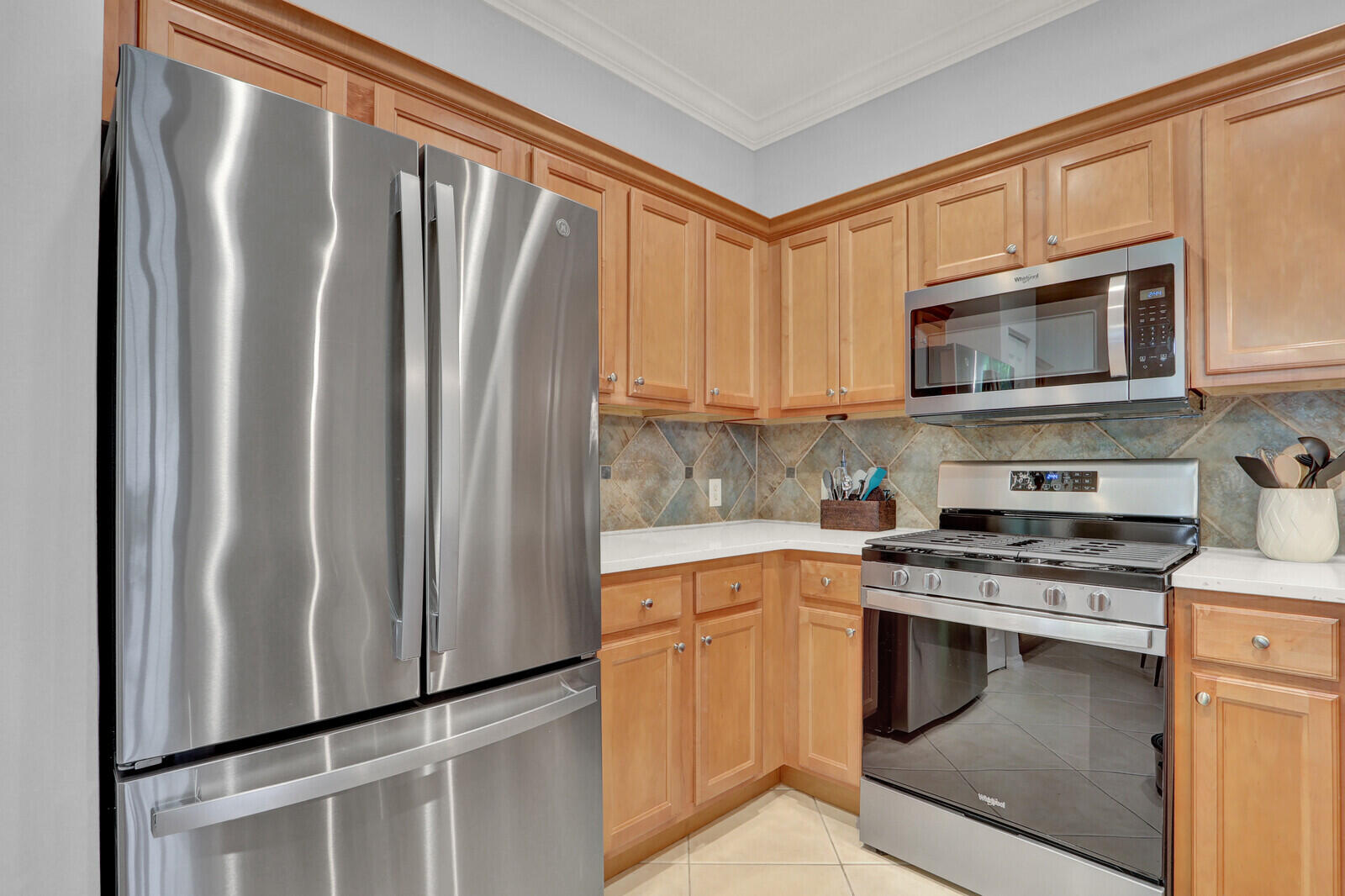 MANSIONS AT EVERGRENE CONDO - Residential