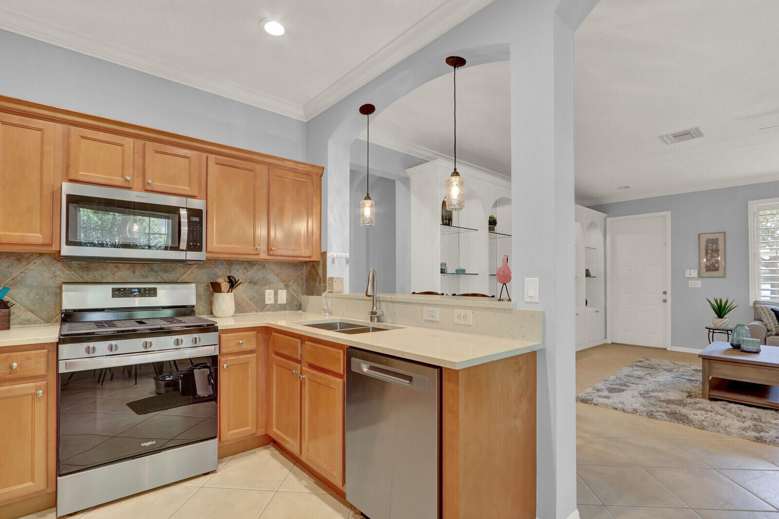 MANSIONS AT EVERGRENE CONDO - Residential
