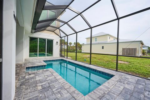 A home in Hutchinson Island