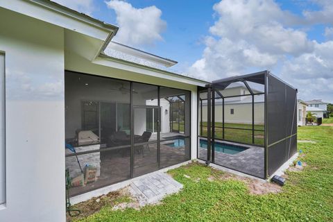 A home in Hutchinson Island