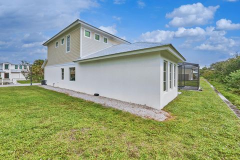 A home in Hutchinson Island