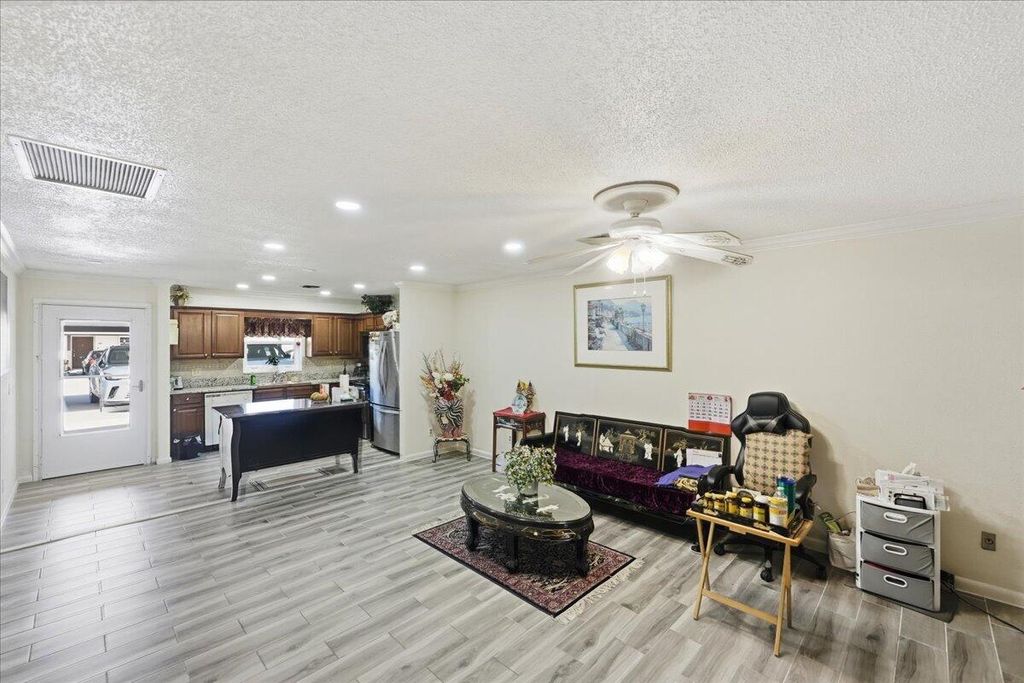 Photo of 6531 SE Federal Highway SE #Q108, Stuart, FL 34997 (MLS # R11168901)