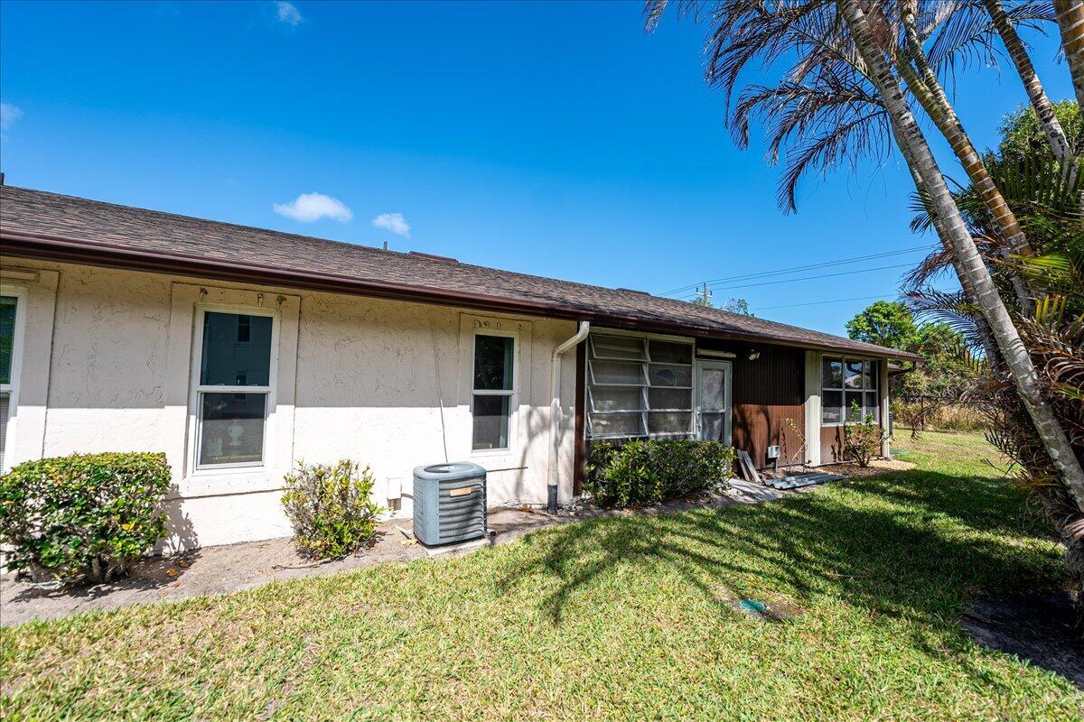 TWIN LAKES SOUTH & TOWN VILLAS CONDO - Residential