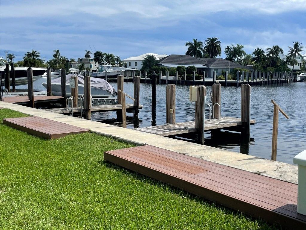 Photo of 1440 SE 10th Avenue #1A, Fort Lauderdale, FL 33316 (MLS # F10525698)