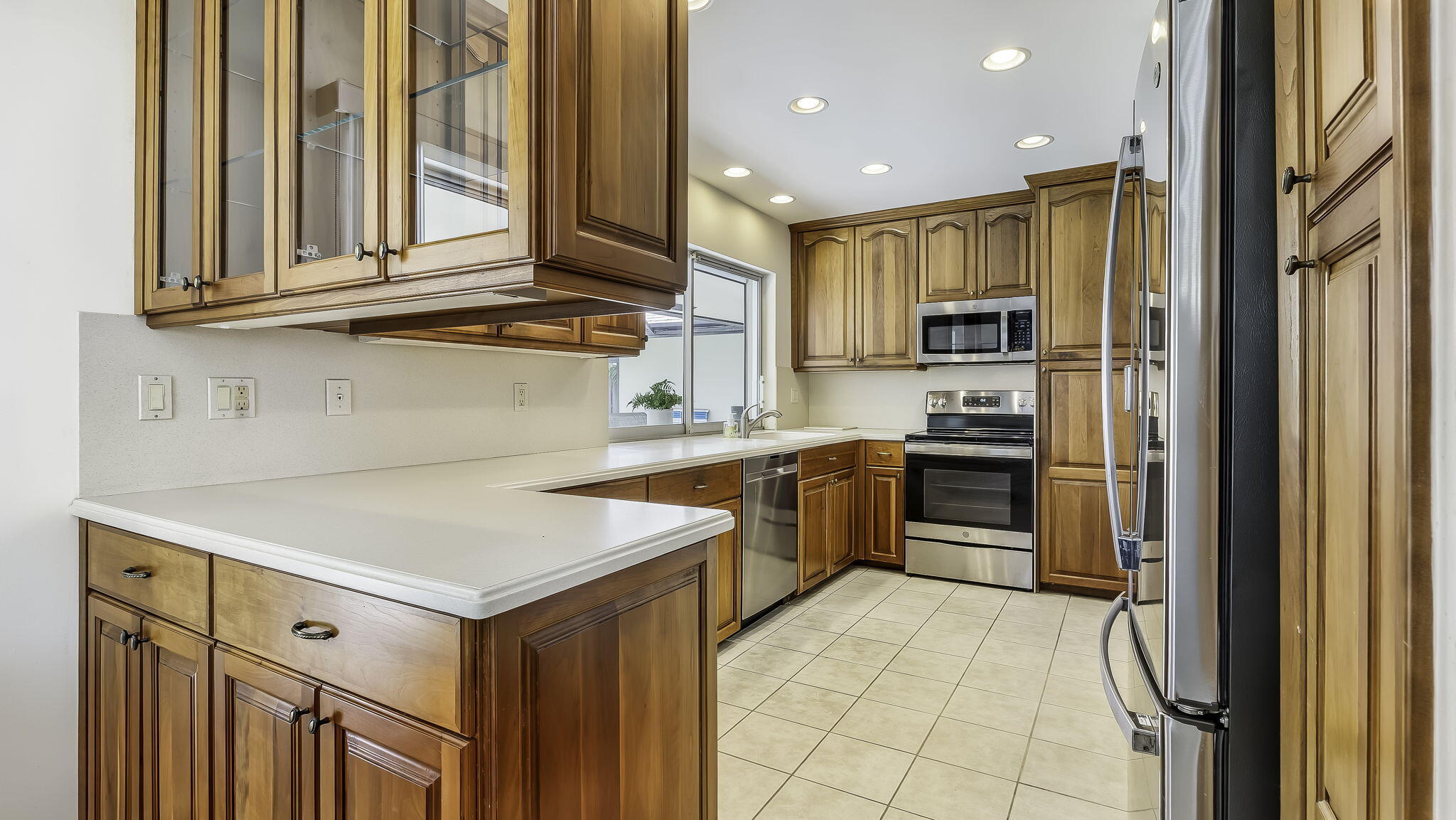 2610 NE 40TH Court