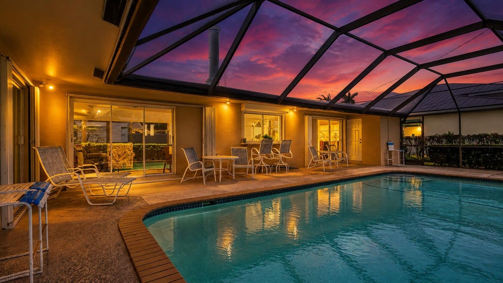 Photo of 2610 NE 40TH Court, Fort Lauderdale, FL 33308 (MLS # B26065236)
