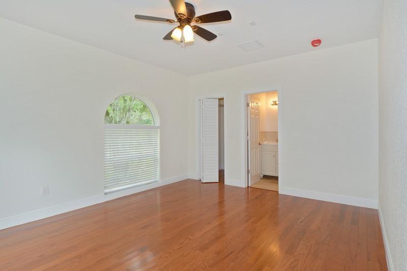 Acreage & Wildwood - Residential