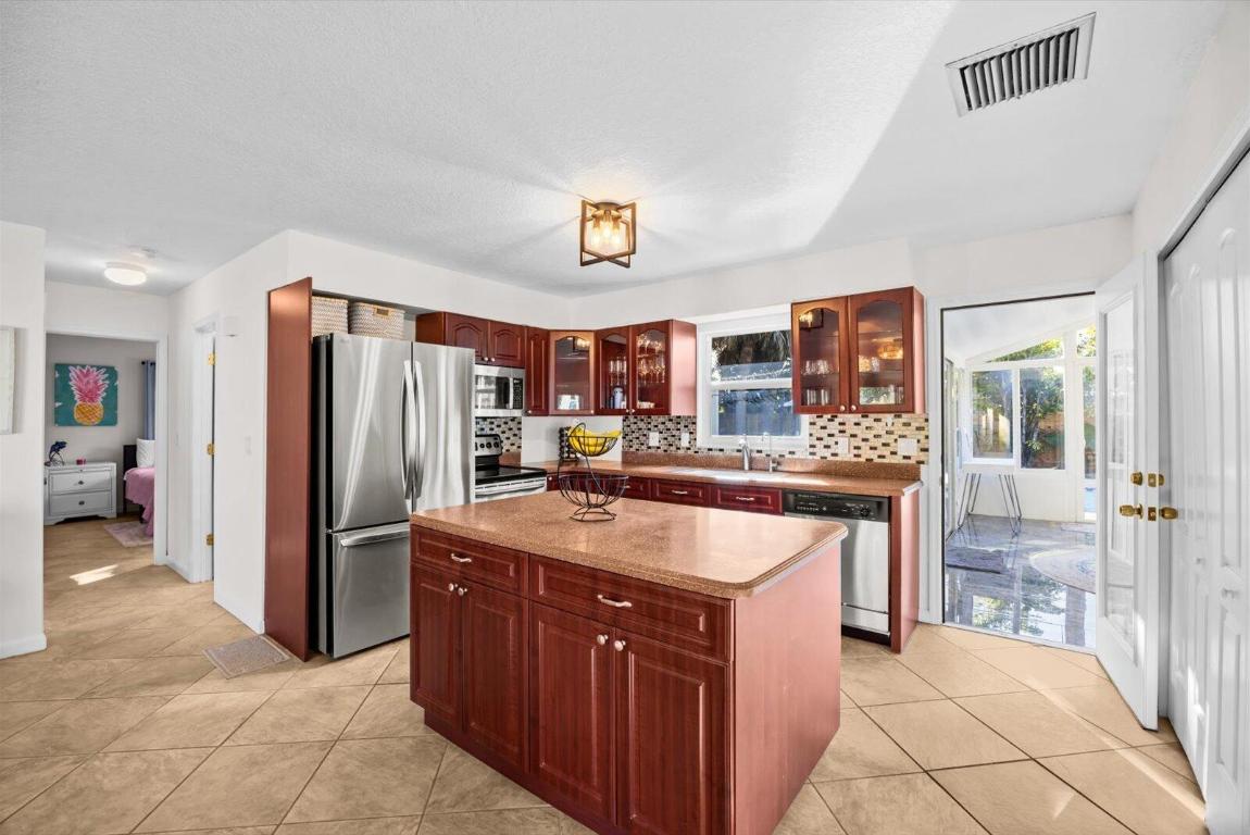 SURFSIDE UNIT 1 SUBDIVISION - Residential