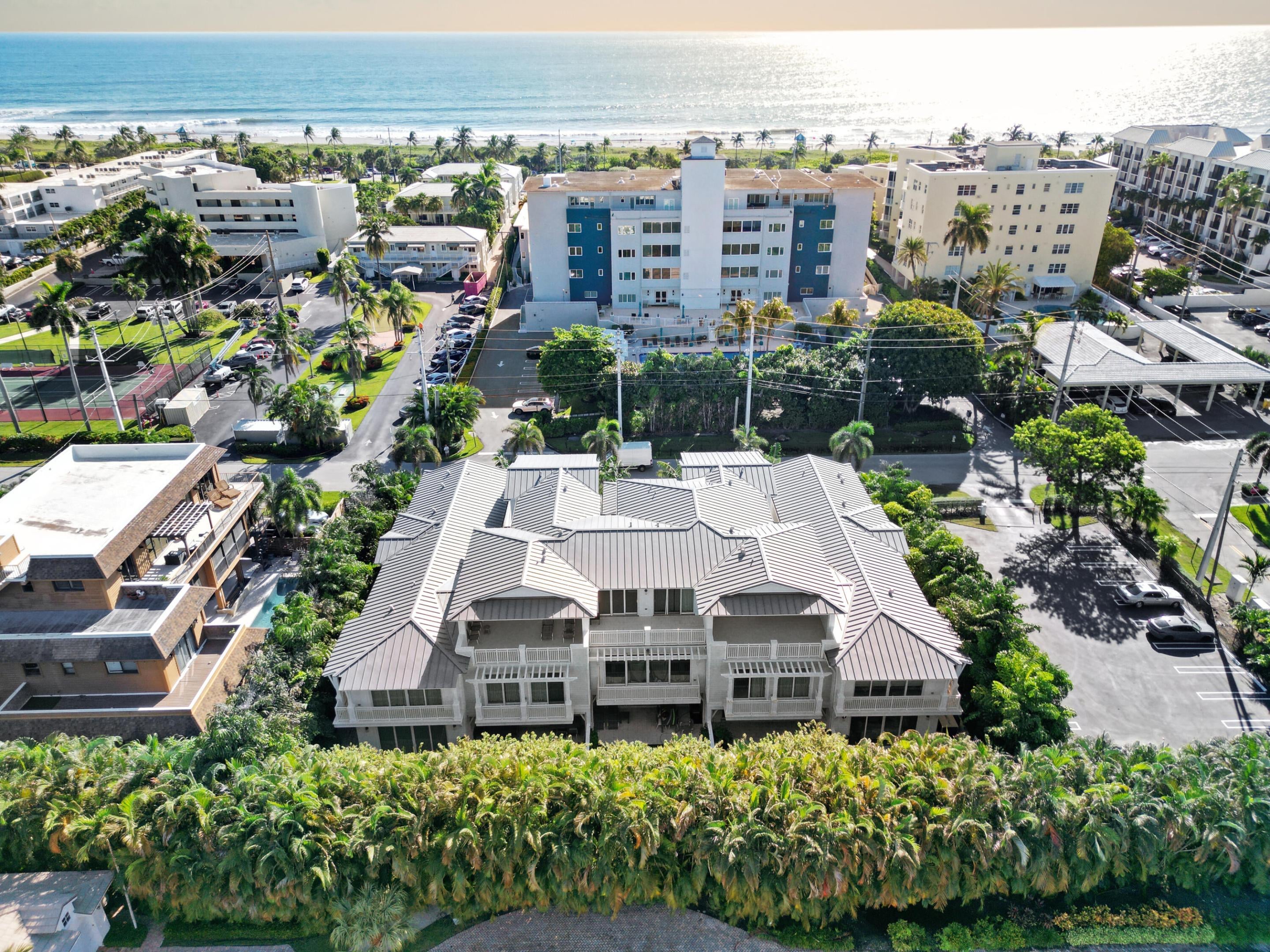 110 Andrews Avenue, Delray Beach, FL, 33483/$4,750,000 2 110 Andrews Avenue