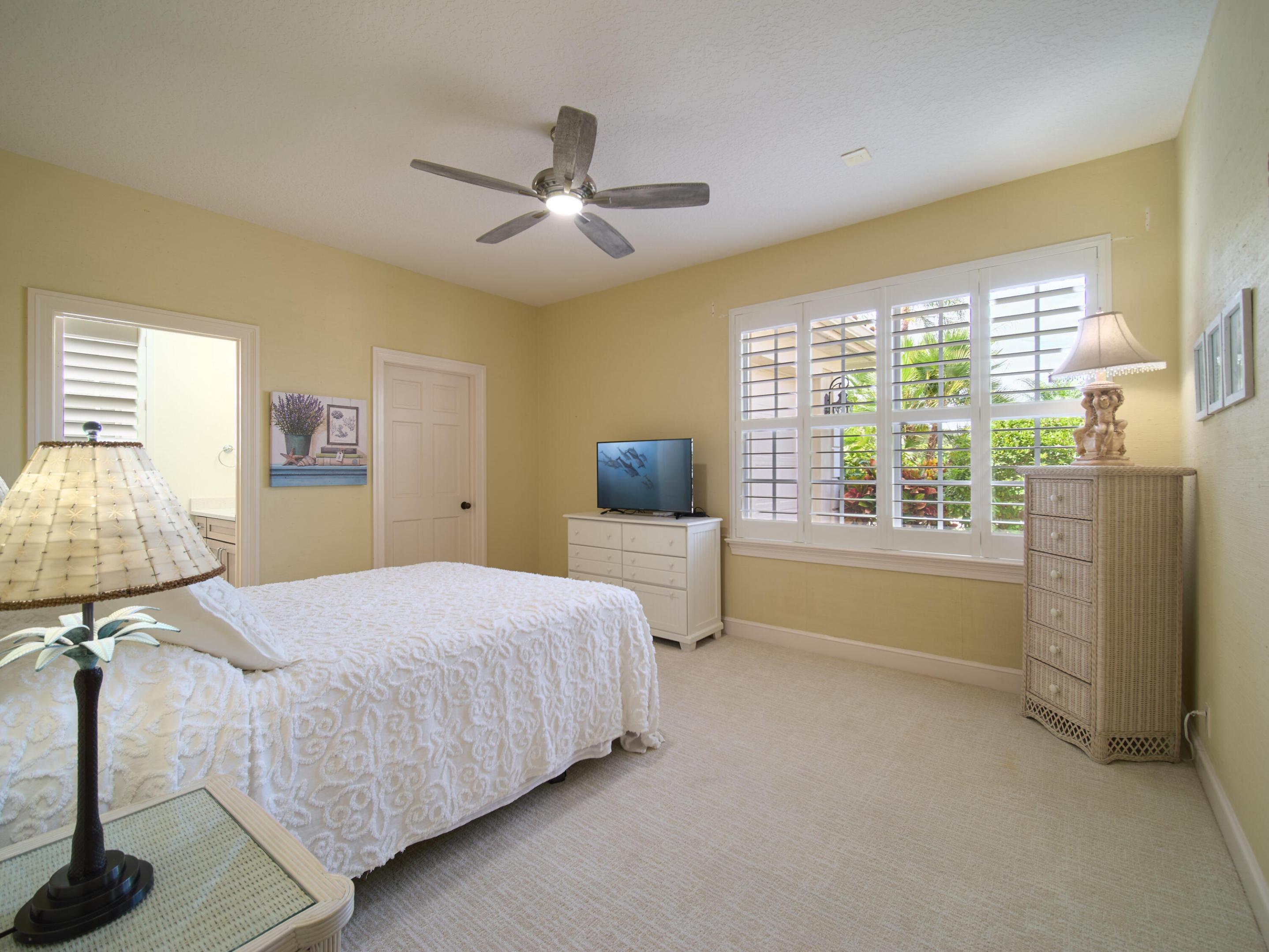 Southern Cay at Jonathans Landing - Residential