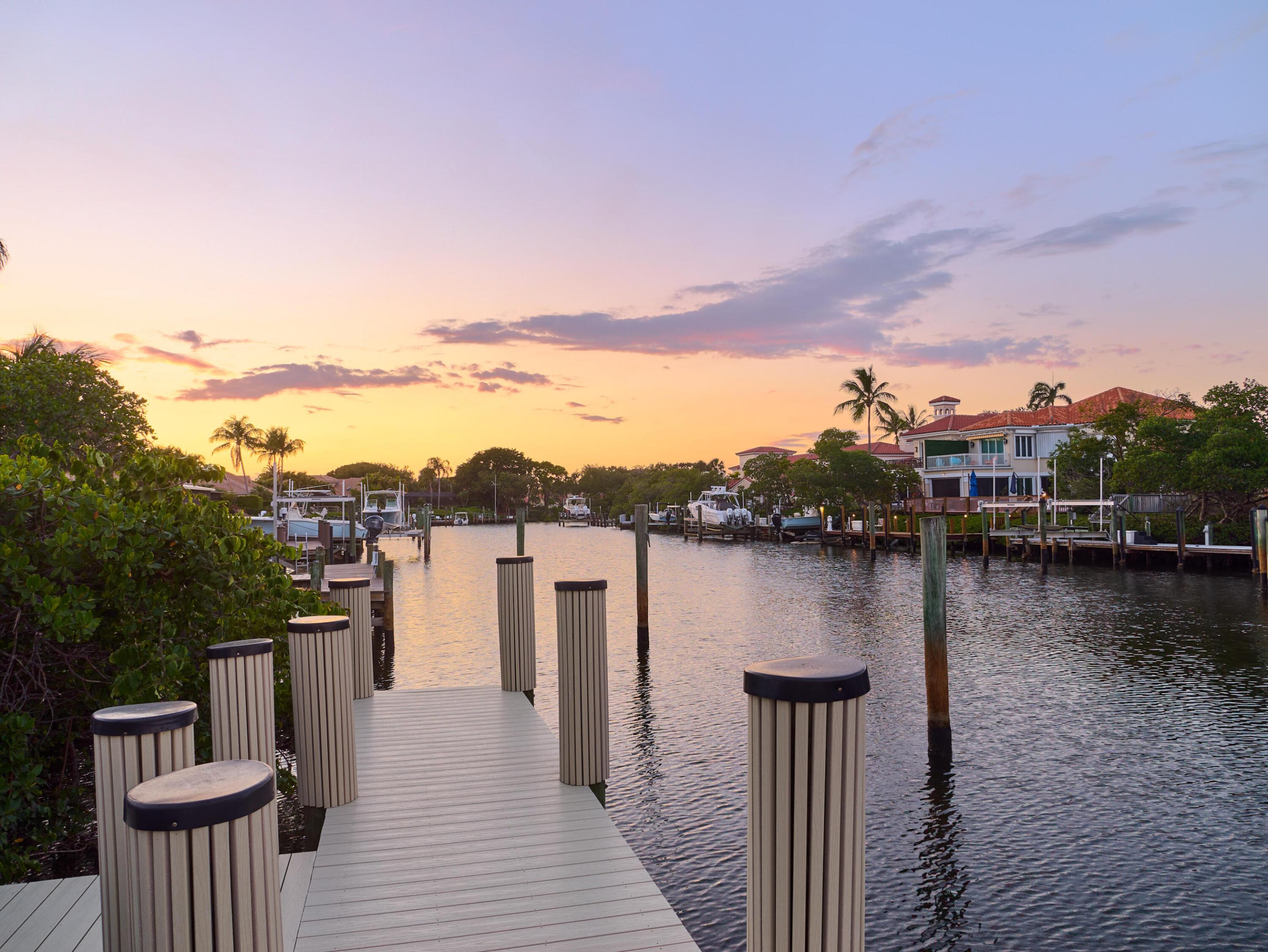 Southern Cay at Jonathans Landing - Residential