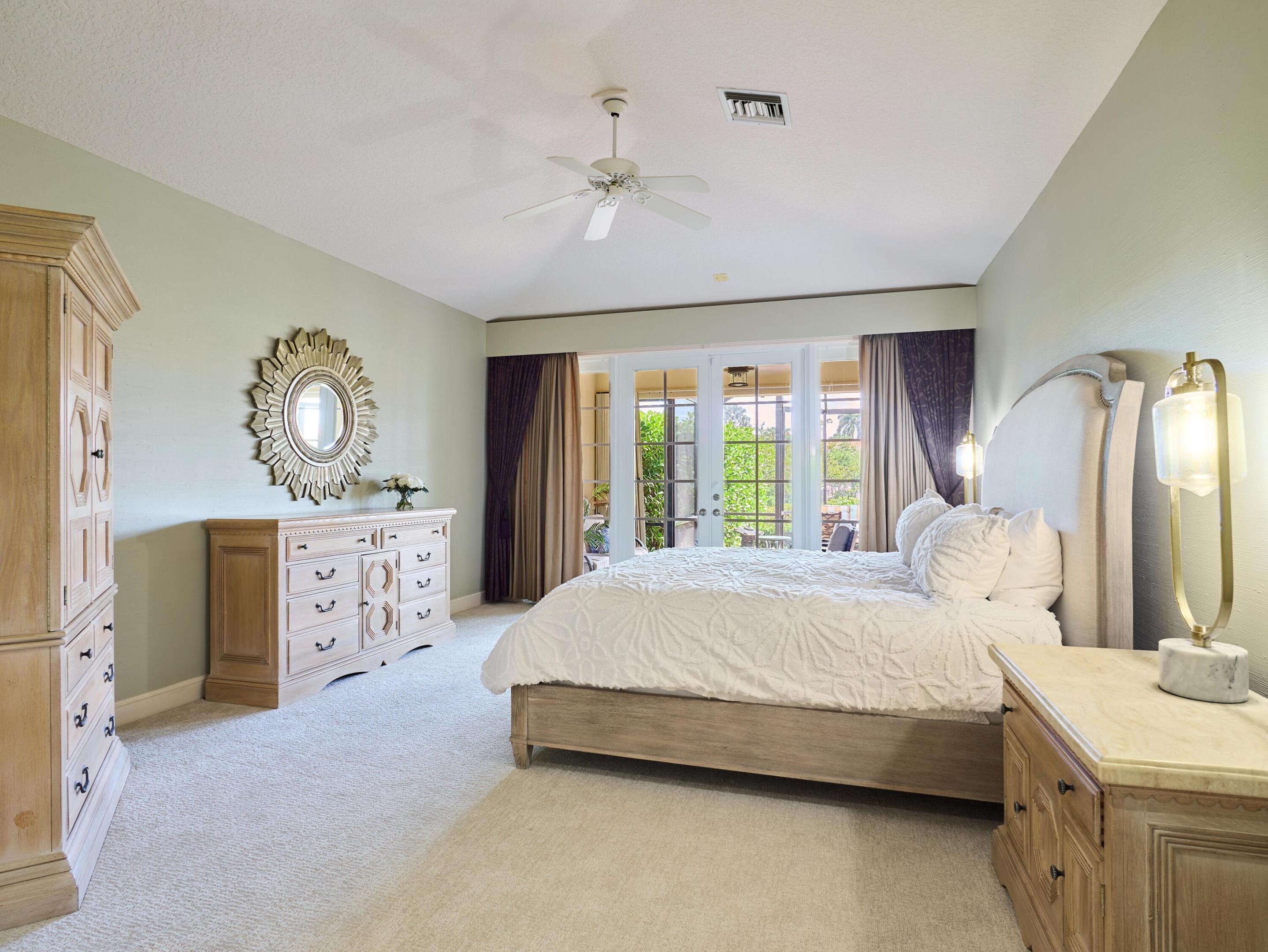Southern Cay at Jonathans Landing - Residential