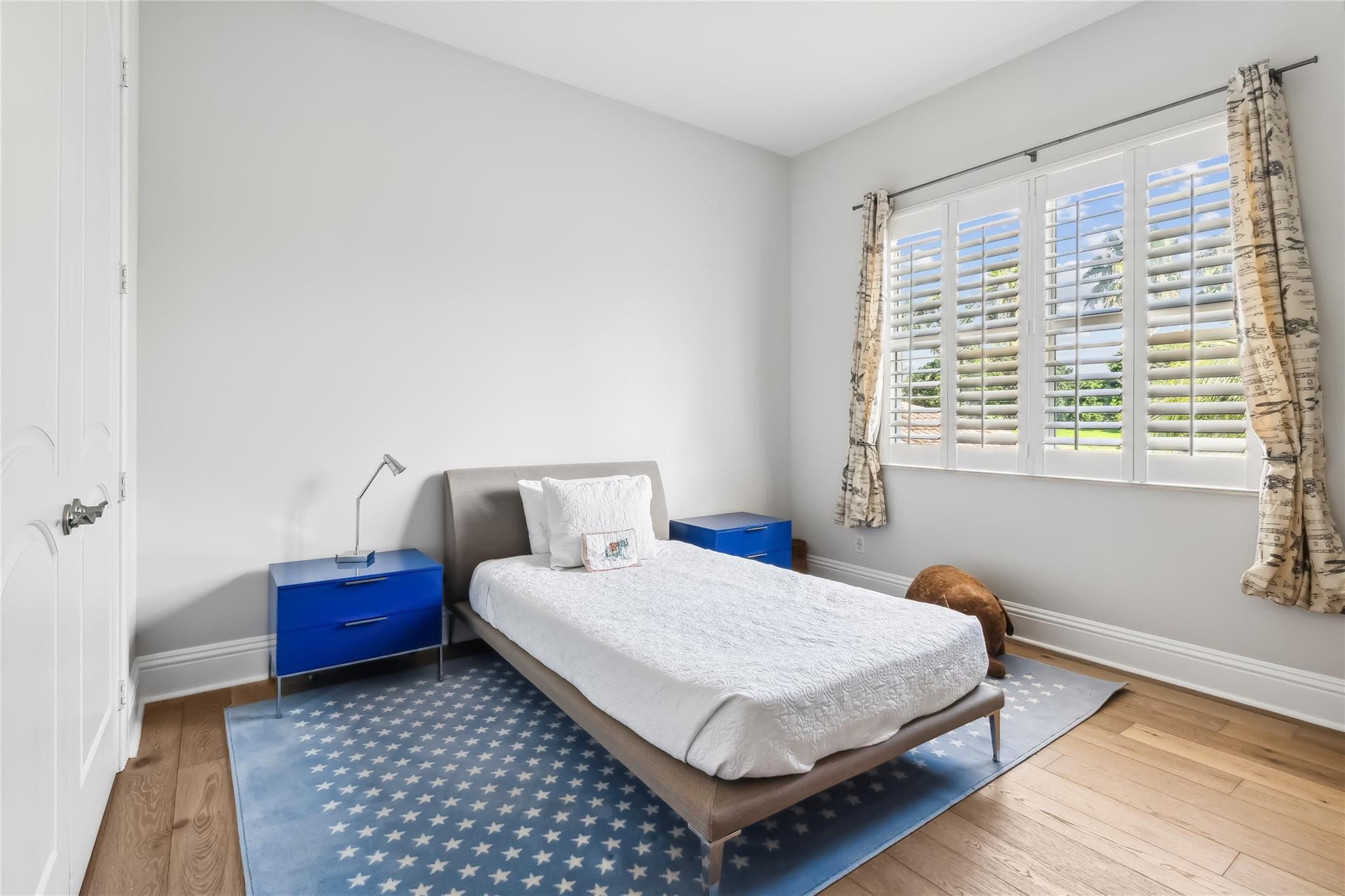 HUNTERS CHASE OF PALM BEA - Residential Lease