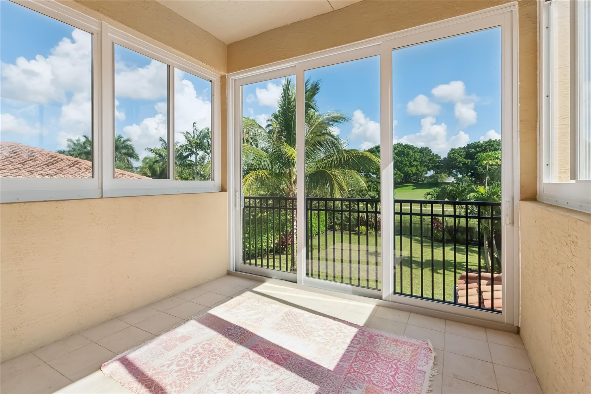 HUNTERS CHASE OF PALM BEA - Residential Lease