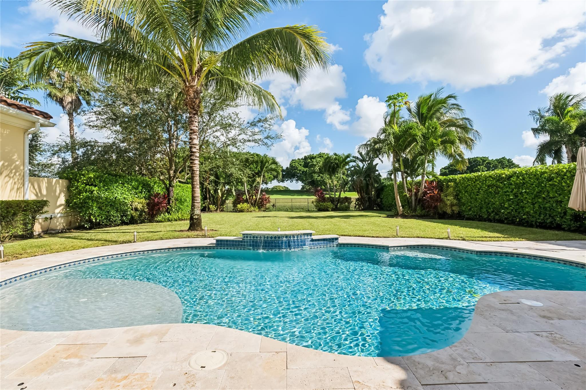 HUNTERS CHASE OF PALM BEA - Residential Lease