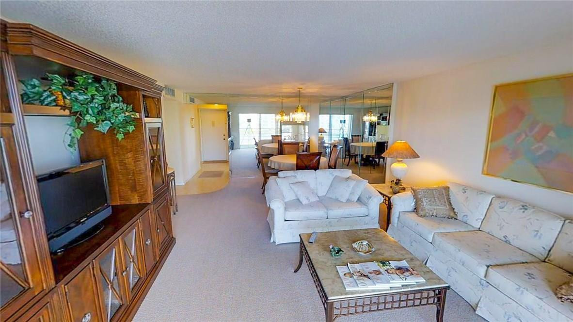 MEADOWBROOK LAKES VIEW - Residential Lease