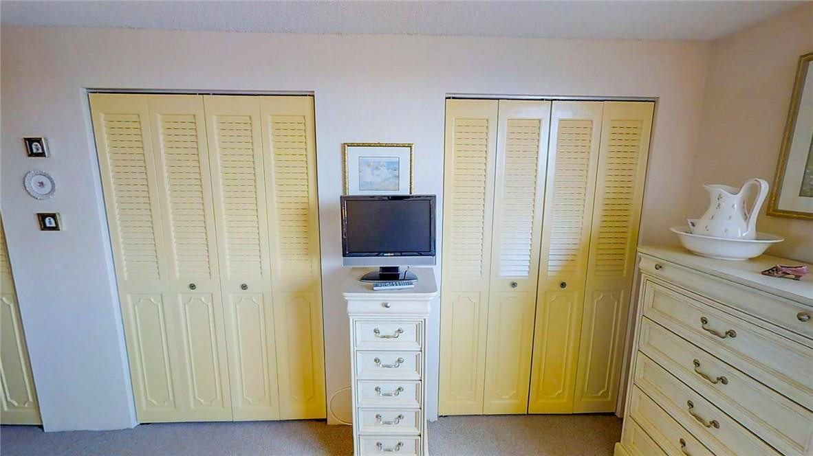 MEADOWBROOK LAKES VIEW - Residential Lease