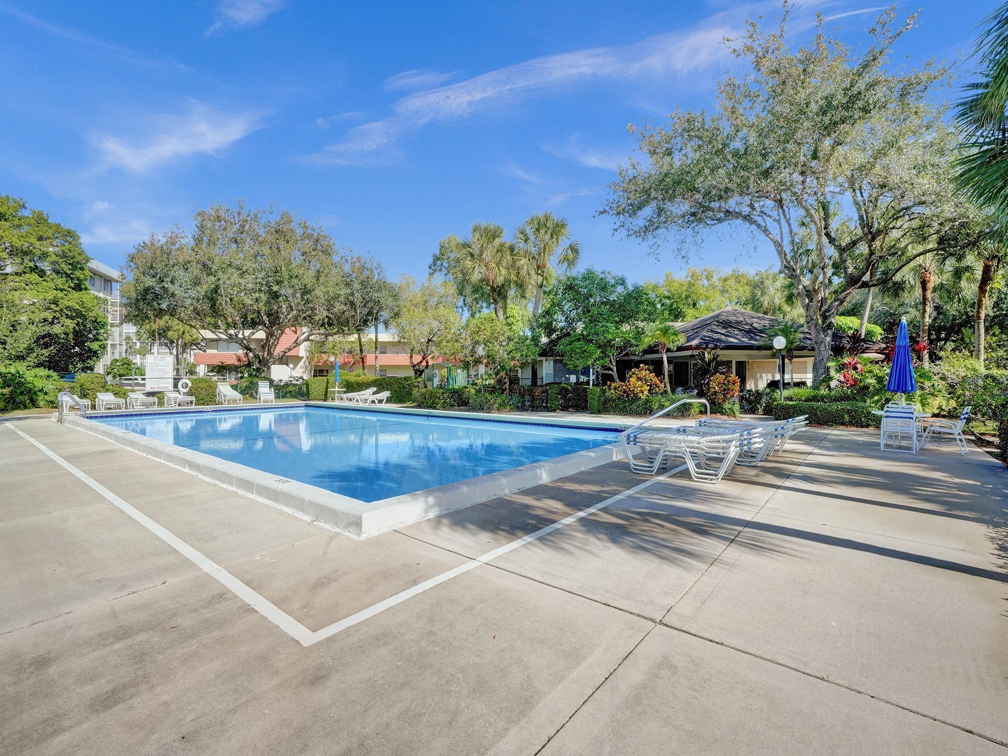 NO 95 PALM-AIRE COUNTRY CLUB - Residential Lease