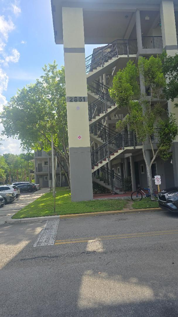 Riverside Villas At - Residential Lease